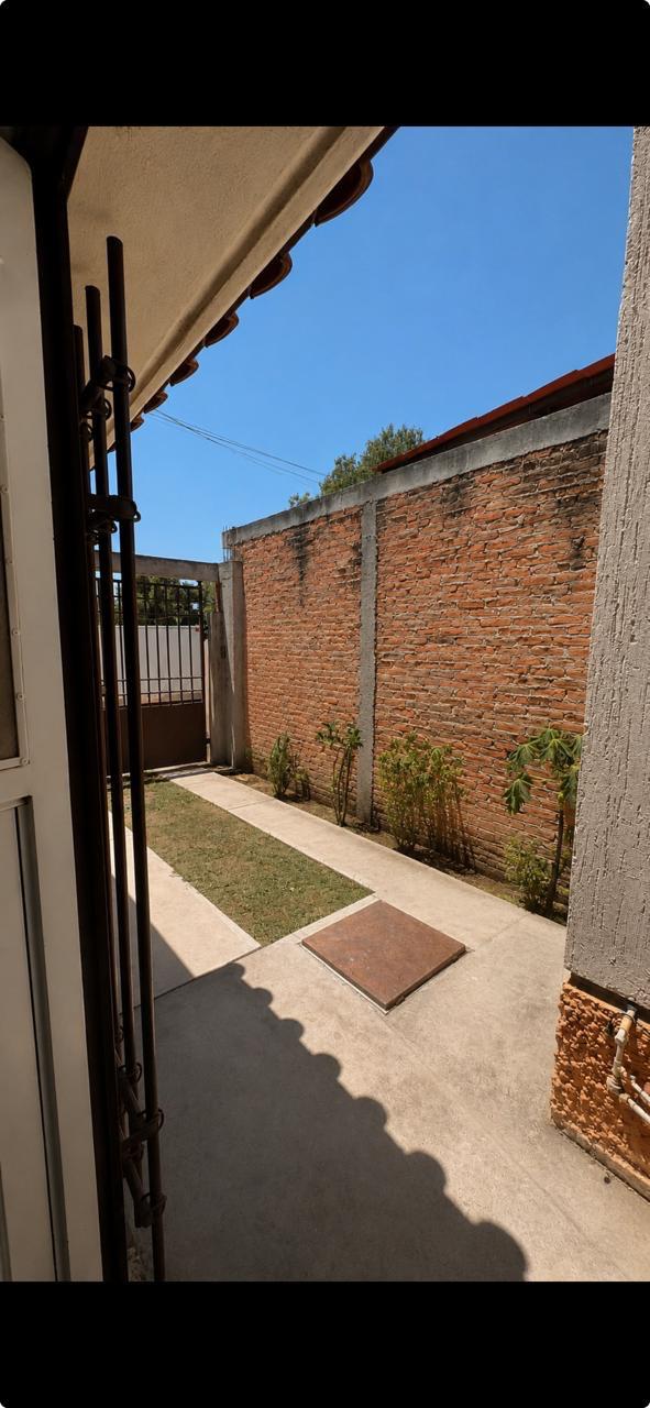 CASA EN VENTA EN LAS HUERTAS RESIDENCIAL, SOLEDAD DE GRACIANO SÁNCHEZ — CERCA DE BLVD. RIO SANTIAGO, SLP.