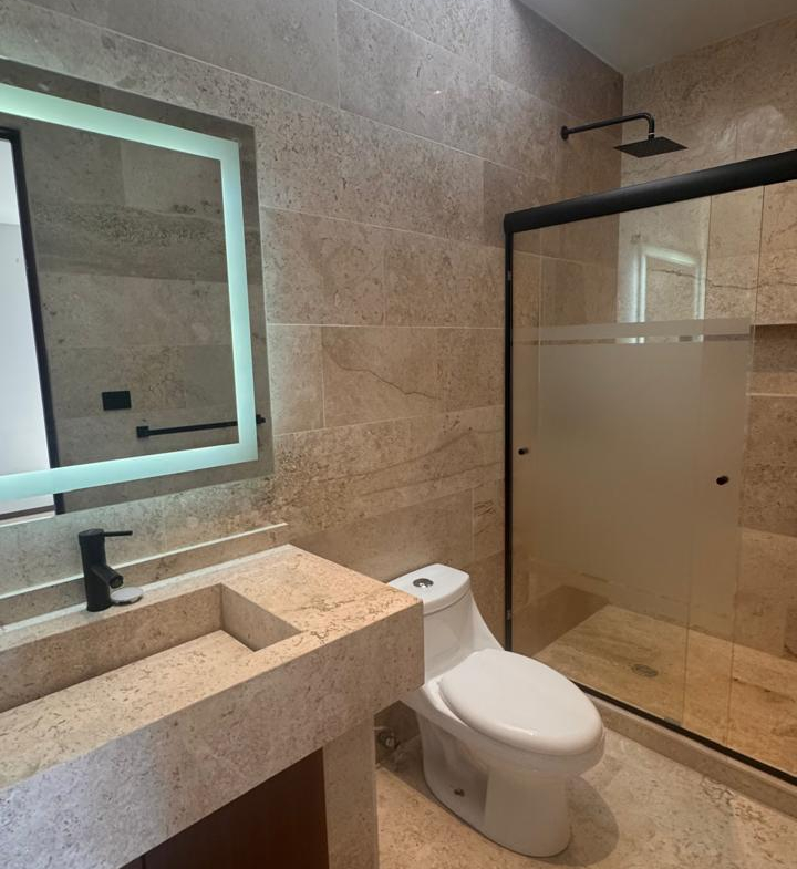 Casa en VENTA en San Ángel V, San Luis Potosí — Villa Magna, SLP.
