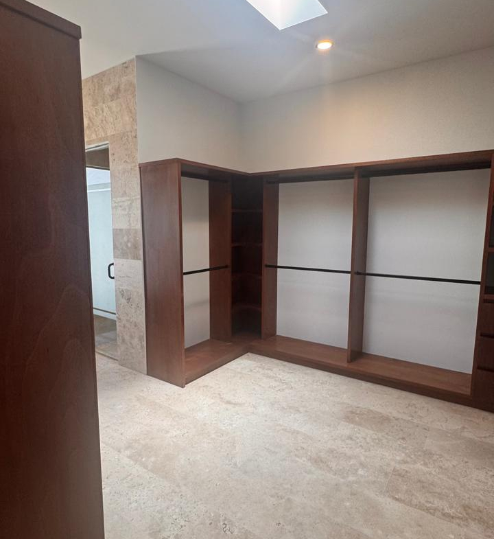 Casa en VENTA en San Ángel V, San Luis Potosí — Villa Magna, SLP.