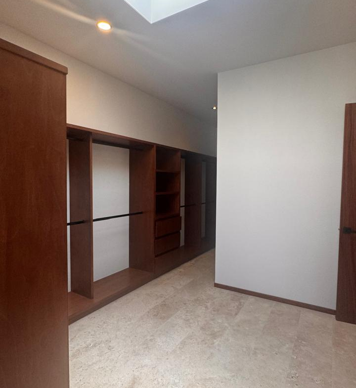 Casa en VENTA en San Ángel V, San Luis Potosí — Villa Magna, SLP.