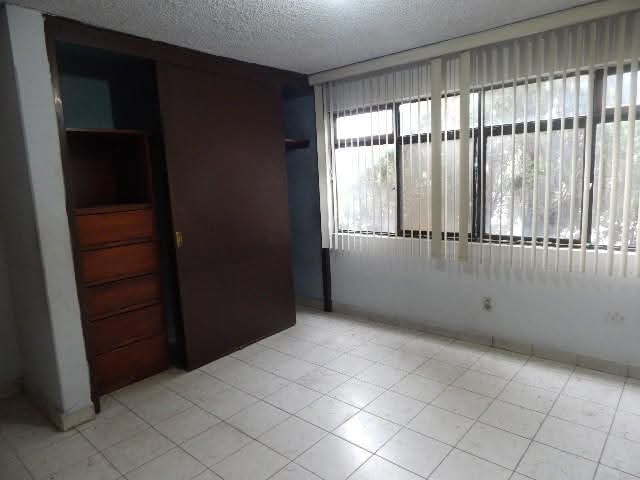 CASA en VENTA en BARRIO DE SAN MIGUELITO, SAN LUIS POTOSÍ — Por la zona Calzada de Guadalupe y Caja del Agua, SLP.