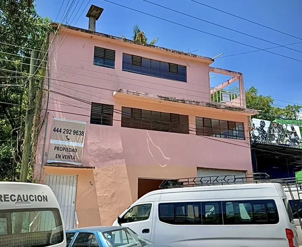 EDIFICIO COMERCIAL en RENTA en BARRIO DEL CARMEN, TAMAZUNCHALE — BLVD. 20 DE NOVIEMBRE, SLP.