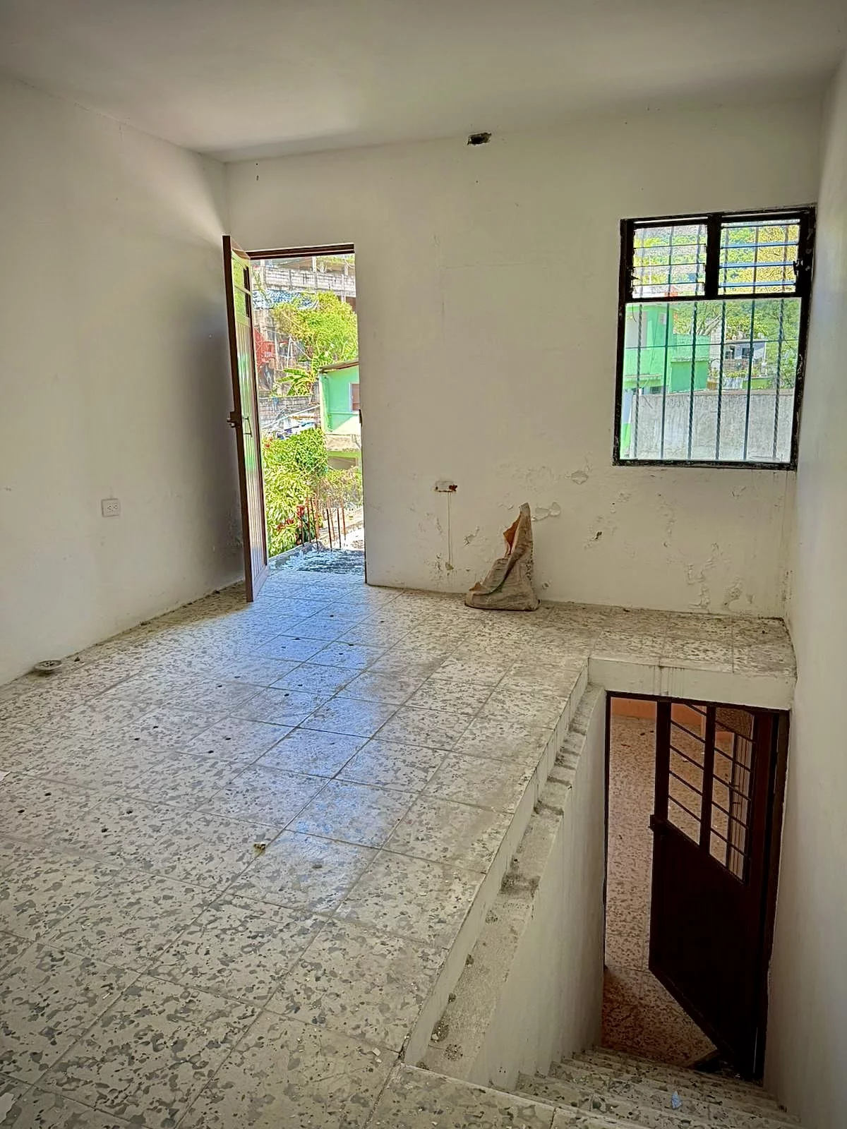 renta-edificio-comercial-barrio-del-carmen-tamazunchale-10.jpg EDIFICIO COMERCIAL en RENTA en BARRIO DEL CARMEN, TAMAZUNCHALE — BLVD. 20 DE NOVIEMBRE, SLP.