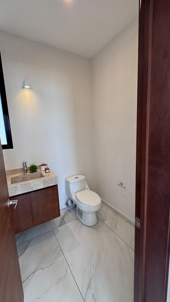 casa-venta-orenses-residencial-san-luis-potosi-22 CASA en VENTA en Lomas de Chapultepec, SAN LUIS POTOSÍ — Cerca de Plaza The Park, SLP.