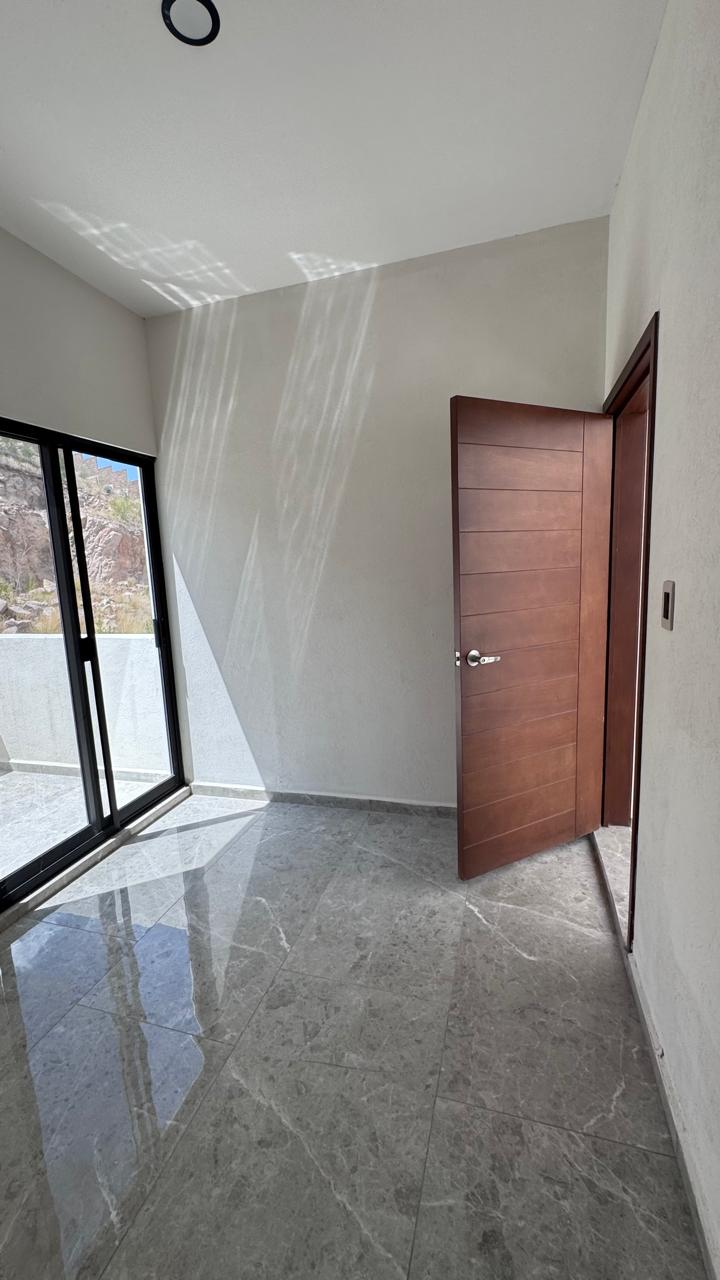 casa-venta-orenses-residencial-san-luis-potosi-25 CASA en VENTA en Lomas de Chapultepec, SAN LUIS POTOSÍ — Cerca de Plaza The Park, SLP.