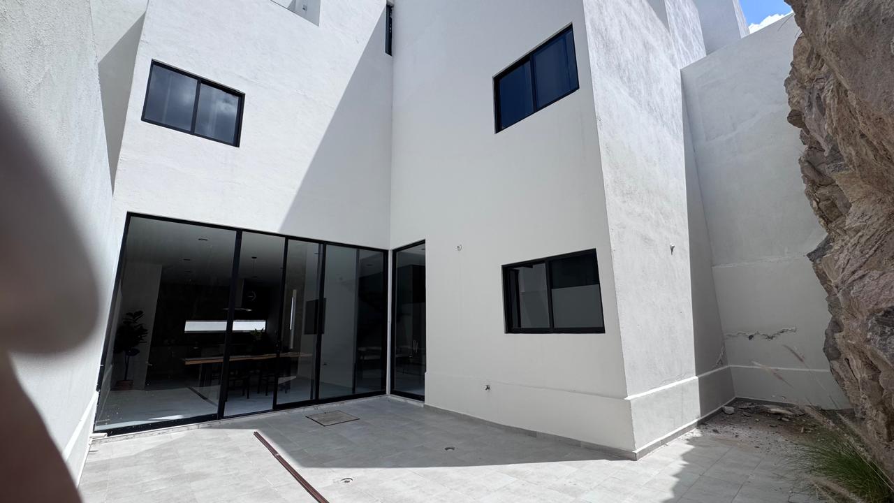 casa-venta-orenses-residencial-san-luis-potosi-34 CASA en VENTA en Lomas de Chapultepec, SAN LUIS POTOSÍ — Cerca de Plaza The Park, SLP.