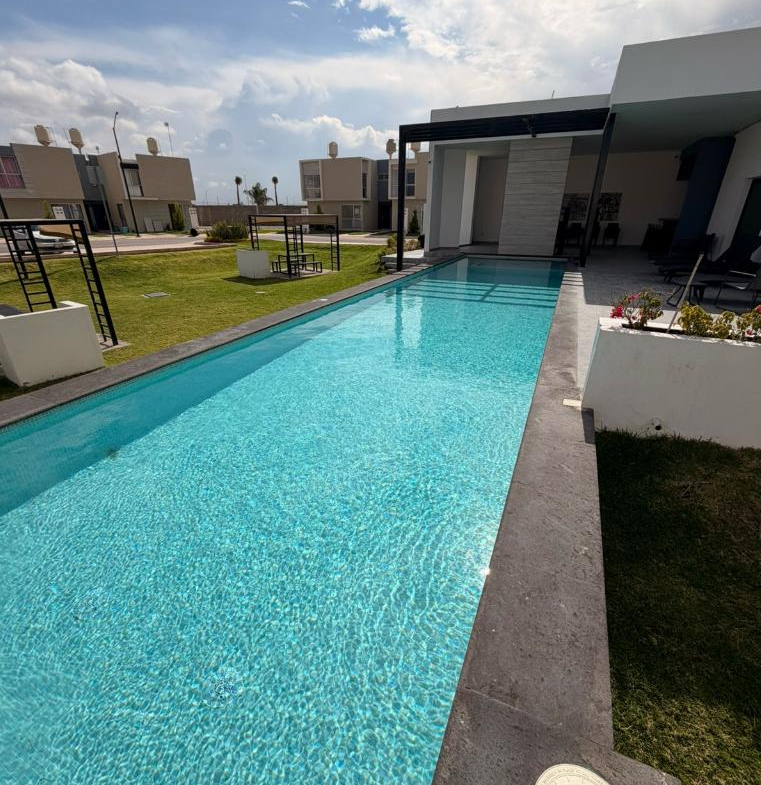 CASA en VENTA Modelo Niza en PRIVADA MONEET, Soledad — Circuito Oyamel, SLP.