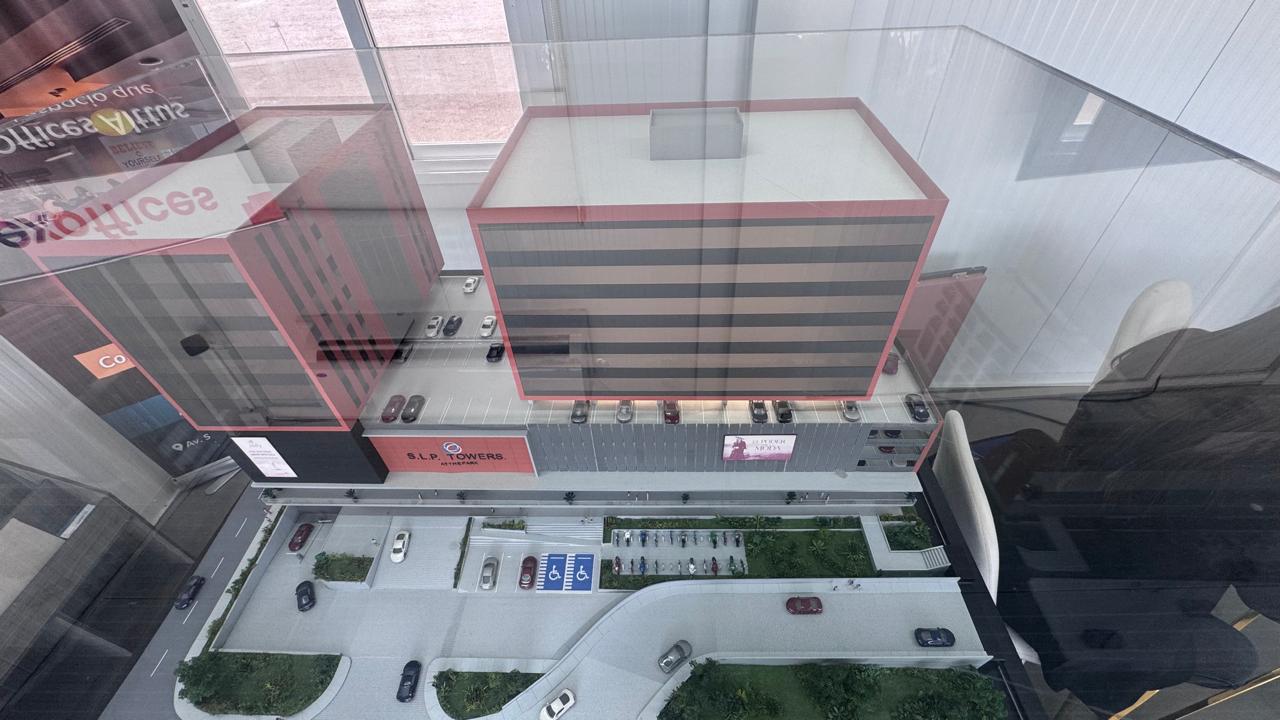 consultorio-venta-renta-lomas-del-tecnologico-san-luis-potosi-2 Consultorios médicos en venta en SLP Towers at The Park, Lomas del Tecnologico, San Luis Potosí - Fachada médica sobre Av Rocha Cordero