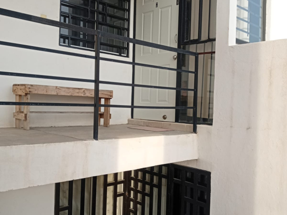 Departamento en Venta en Fraccionamiento Paseo de San Fernando, Soledad de Graciano Sánchez, SLP - Fachada principal y acceso.