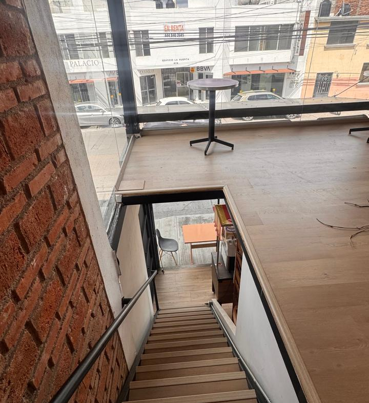 LOCAL COMERCIAL en RENTA en COLONIA TEQUISQUIAPAN, SAN LUIS POTOSÍ — AV. NICOLÁS ZAPATA (CERCA DE CALLE AVANZADA), SLP.